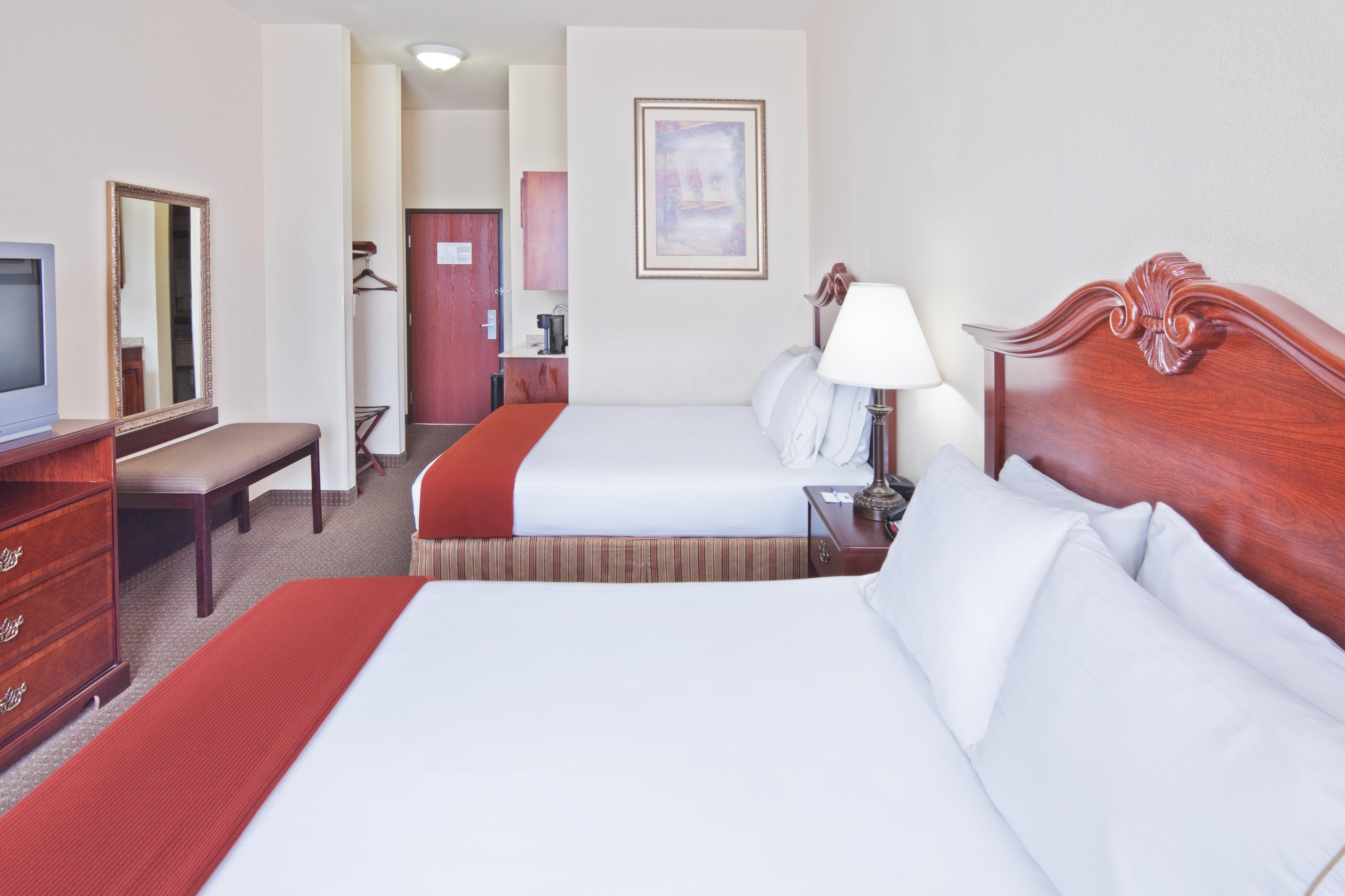 Holiday Inn Express Hotel & Suites Woodward Hwy 270 By Ihg Екстериор снимка