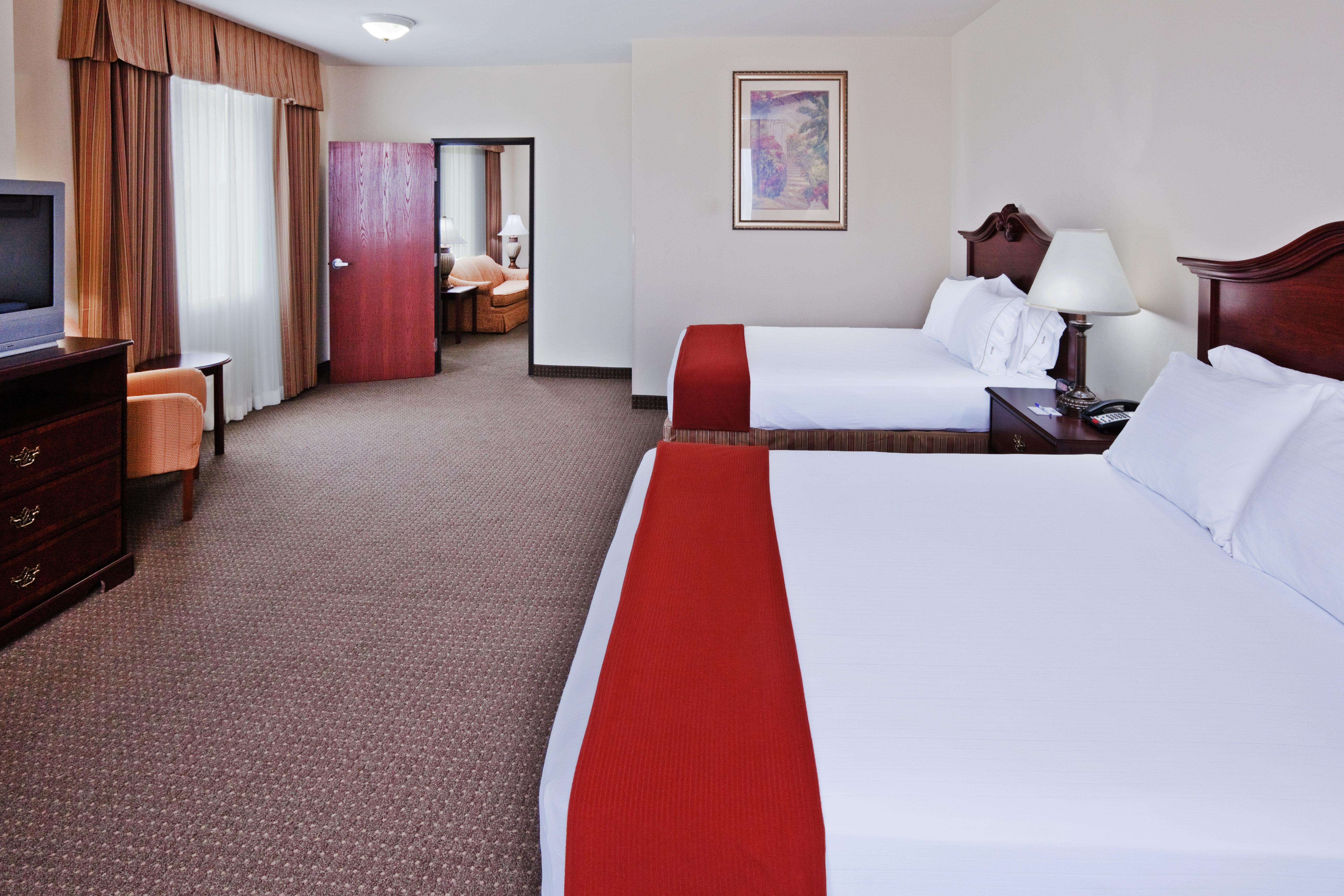 Holiday Inn Express Hotel & Suites Woodward Hwy 270 By Ihg Екстериор снимка