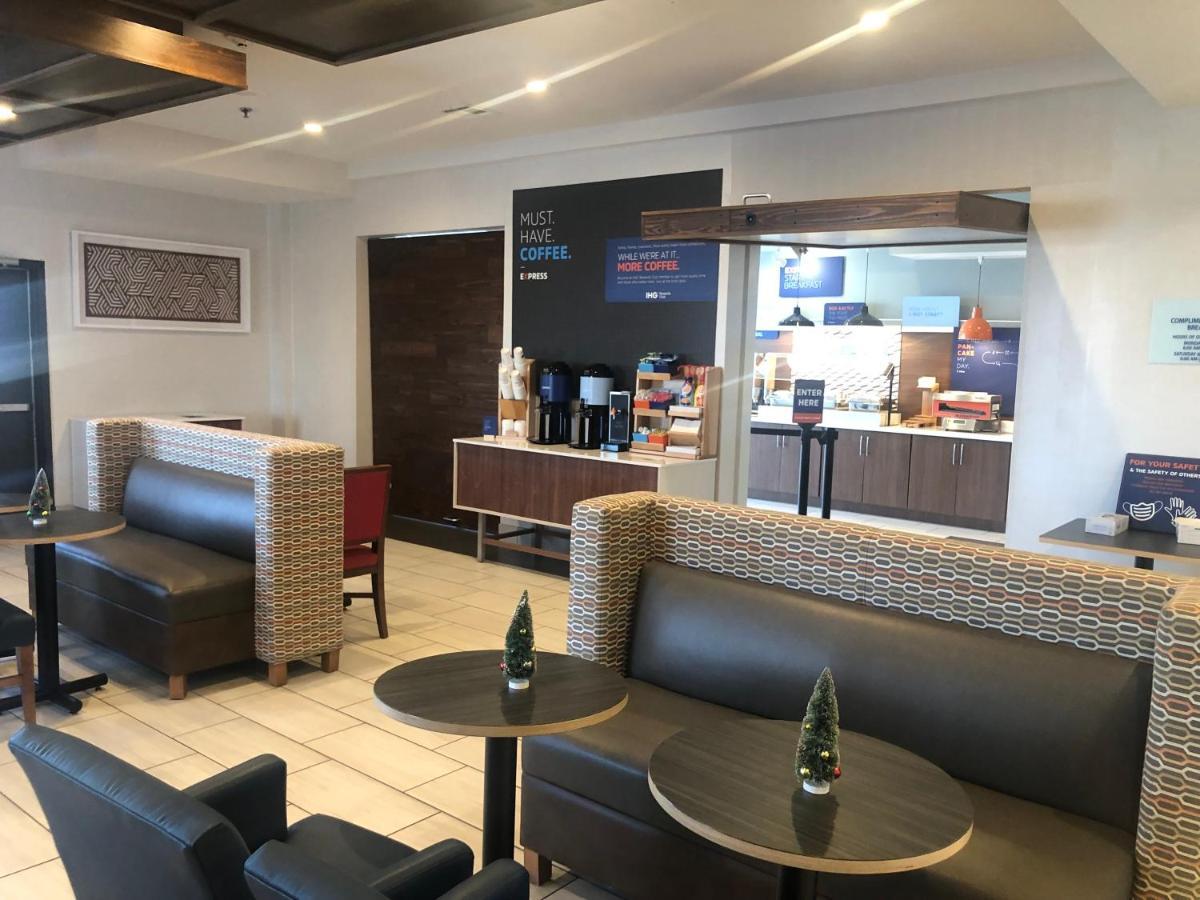 Holiday Inn Express Hotel & Suites Woodward Hwy 270 By Ihg Екстериор снимка
